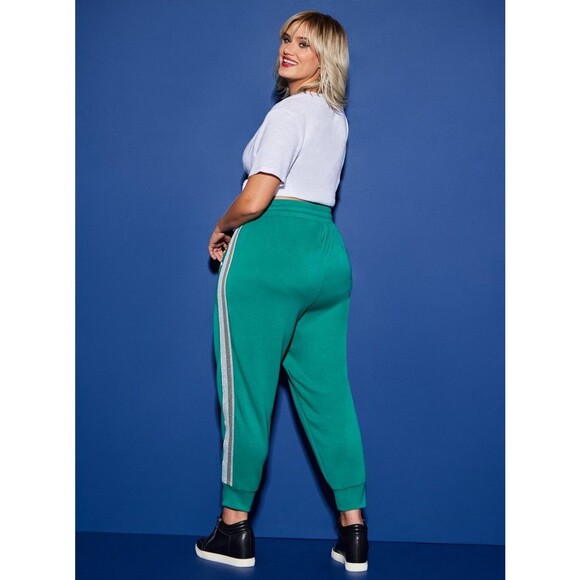 NWT Torrid 0 LoveSick Classic Fit Jogger Cozy Fleece High Rise Lurex Taper Pants - Picture 4 of 9